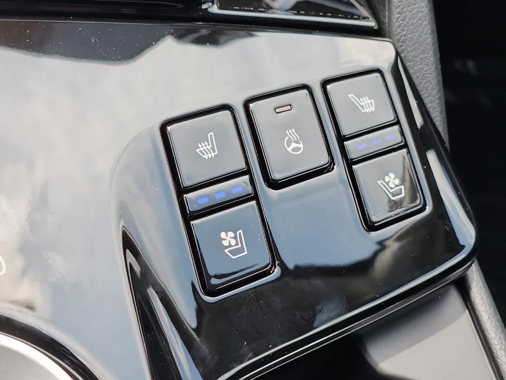 new 2025 Kia Sportage Hybrid car, priced at $39,755