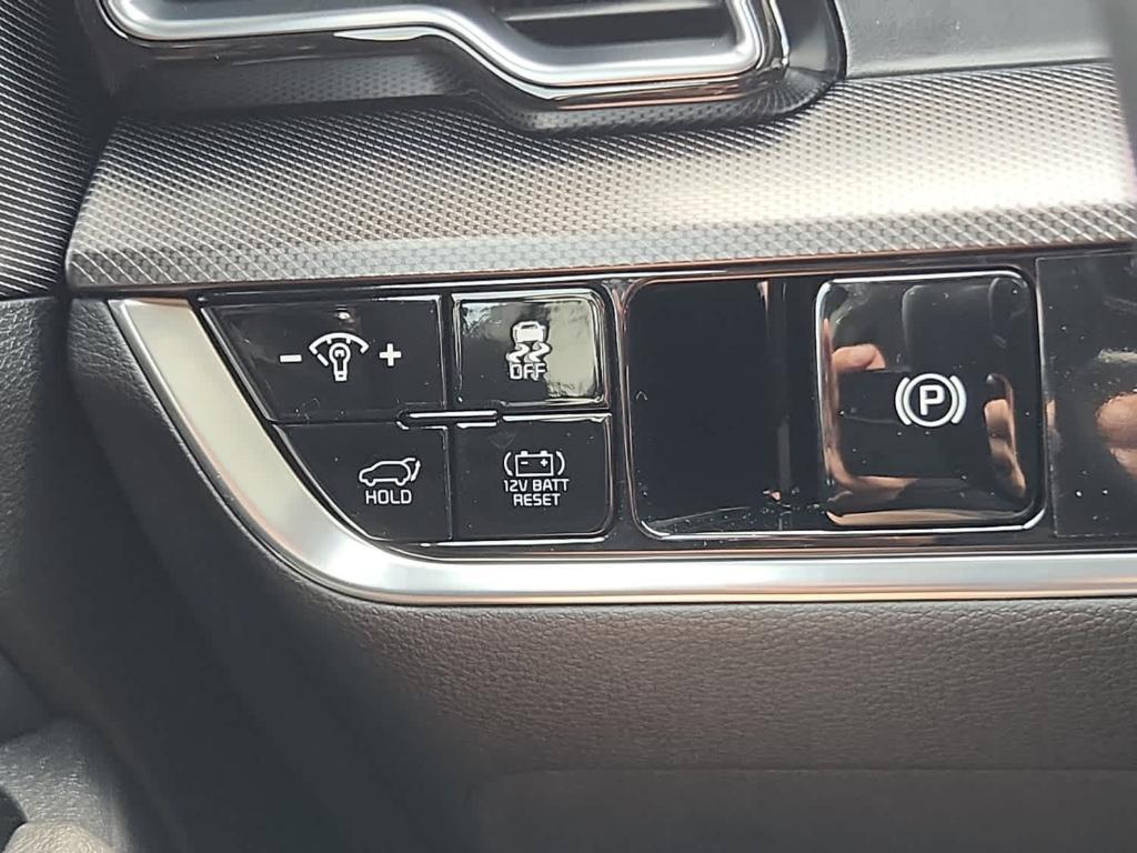 new 2025 Kia Sportage Hybrid car, priced at $39,755