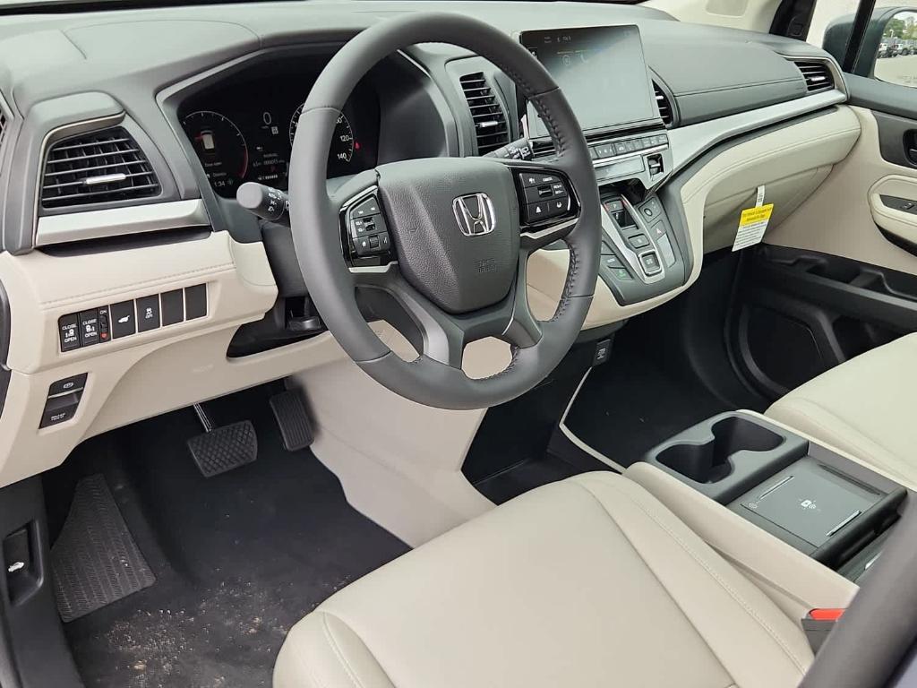 new 2026 Honda Odyssey car, priced at $45,320