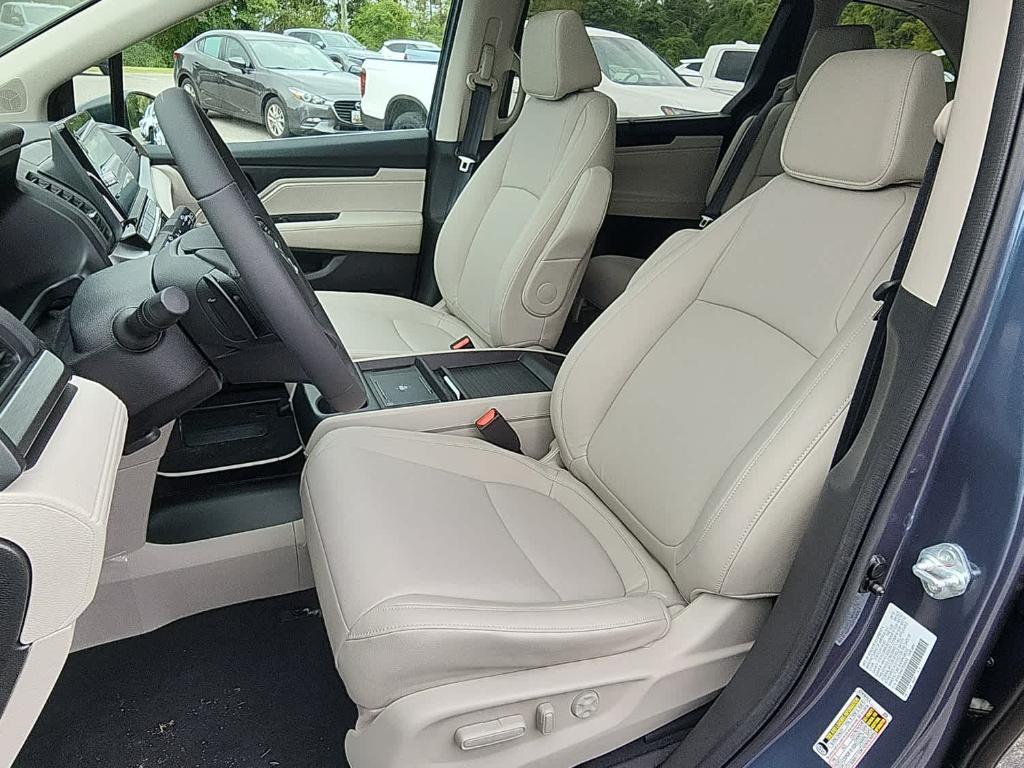 new 2026 Honda Odyssey car, priced at $45,320