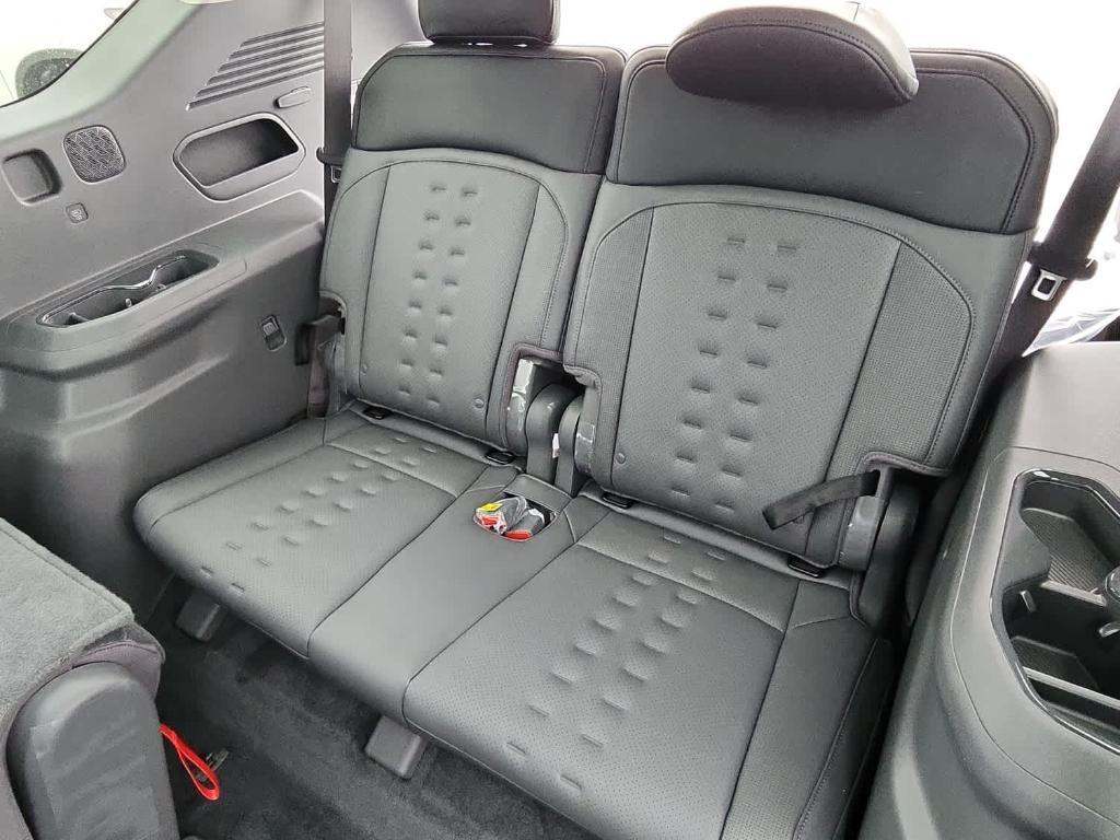 new 2026 Kia EV9 car, priced at $65,890