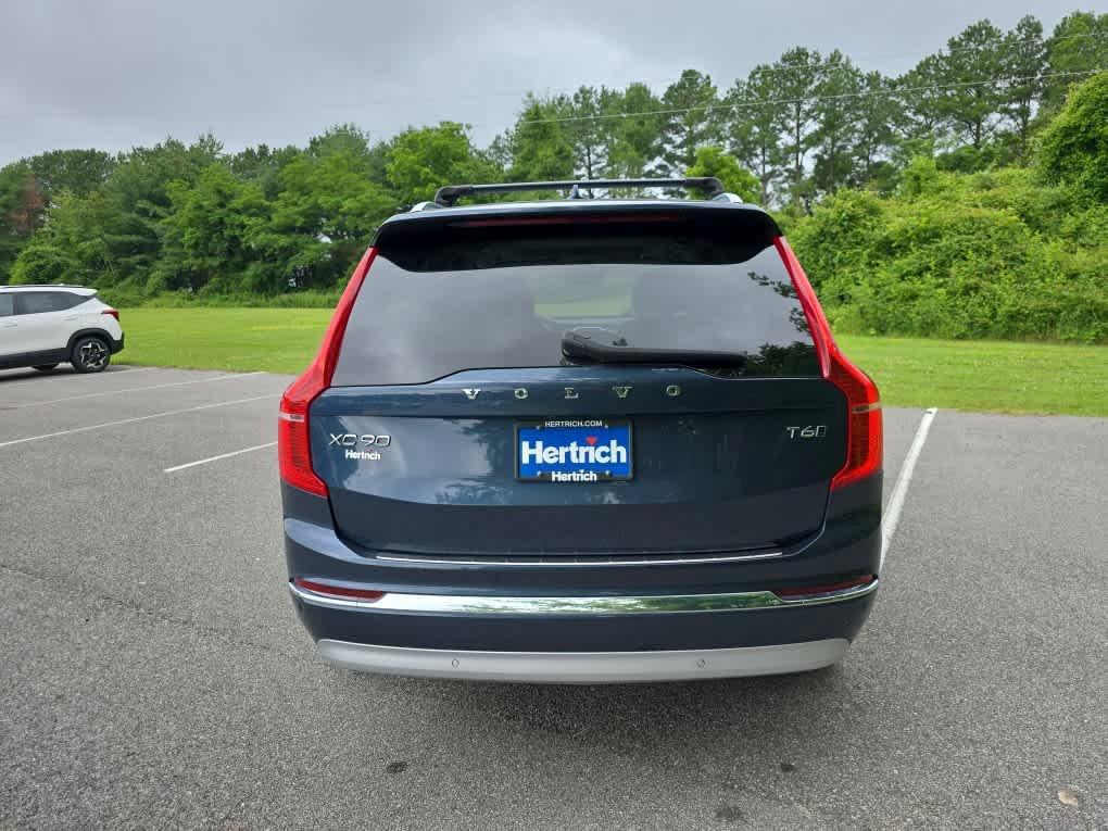 used 2022 Volvo XC90 car, priced at $42,221