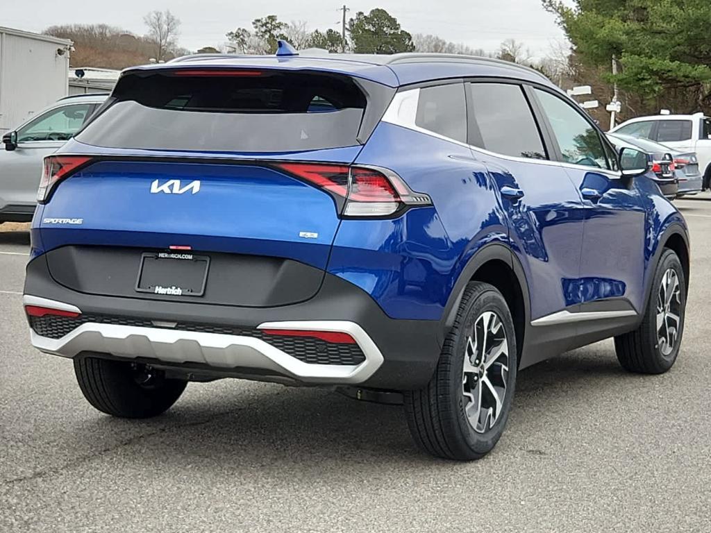 new 2025 Kia Sportage car, priced at $32,640