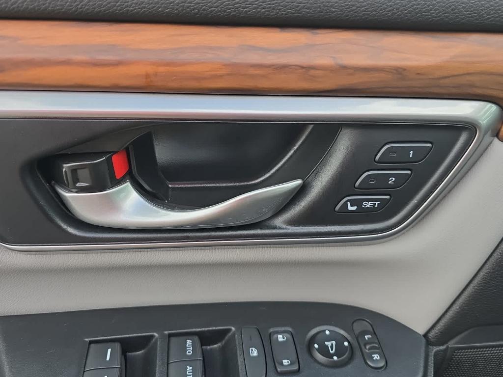 used 2022 Honda CR-V car, priced at $27,997