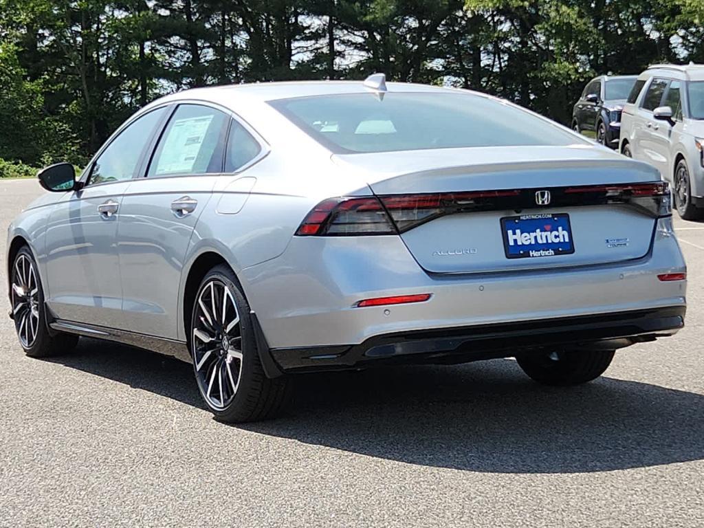 new 2025 Honda Accord Hybrid car, priced at $40,450