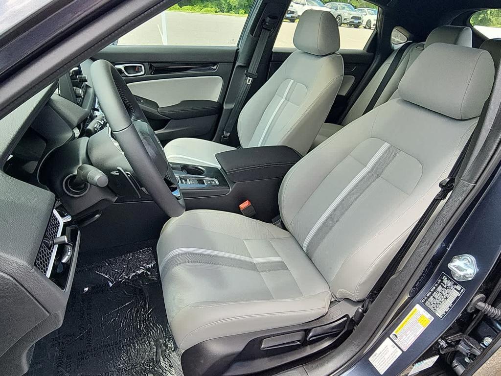 new 2025 Honda Civic Hybrid car, priced at $31,300