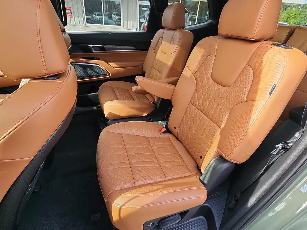new 2025 Kia Telluride car, priced at $54,720