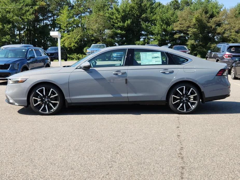 new 2025 Honda Accord Hybrid car, priced at $37,811