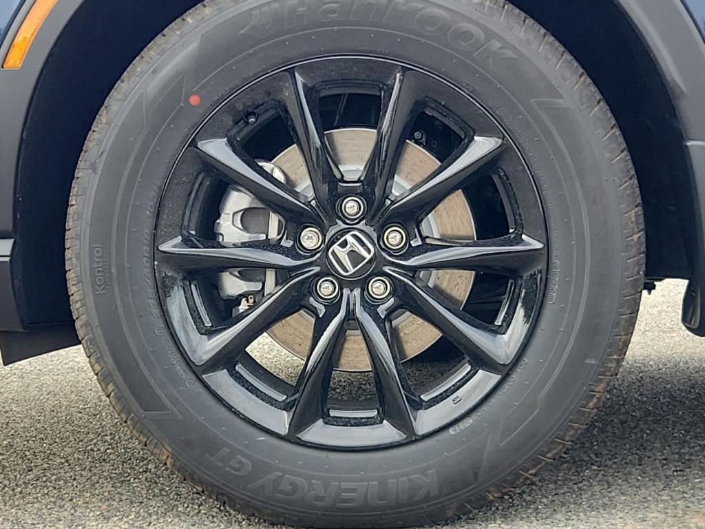 new 2026 Honda CR-V Hybrid car, priced at $41,675