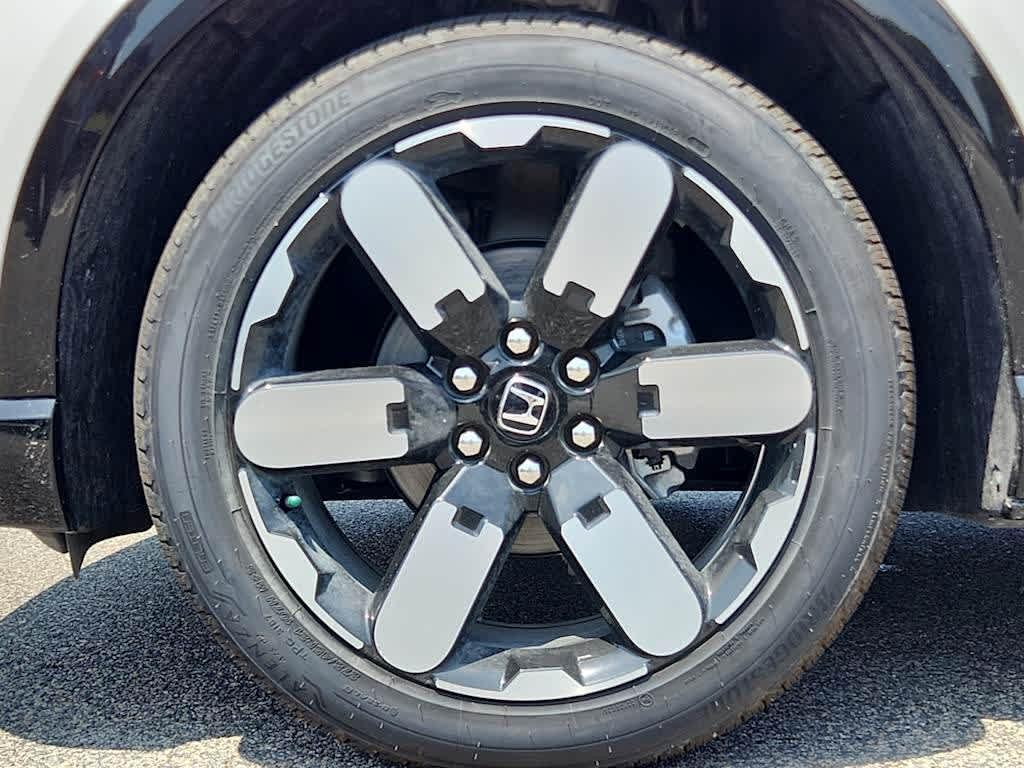 new 2025 Honda Prologue car, priced at $59,805