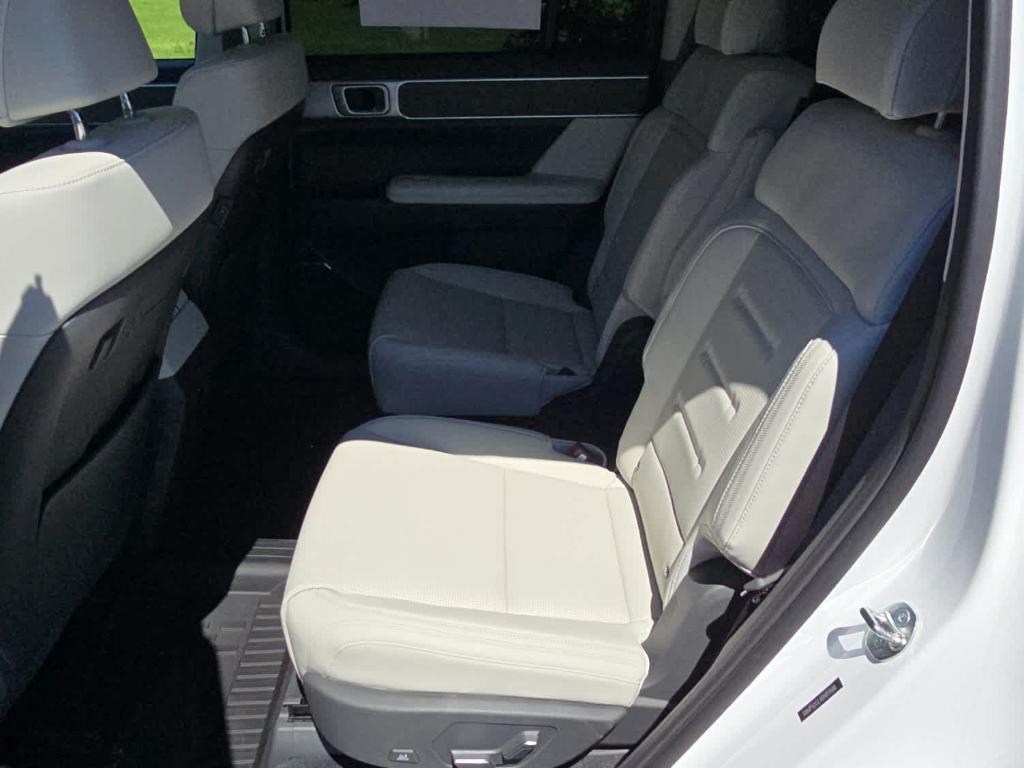 used 2024 Hyundai Santa Fe car, priced at $42,479