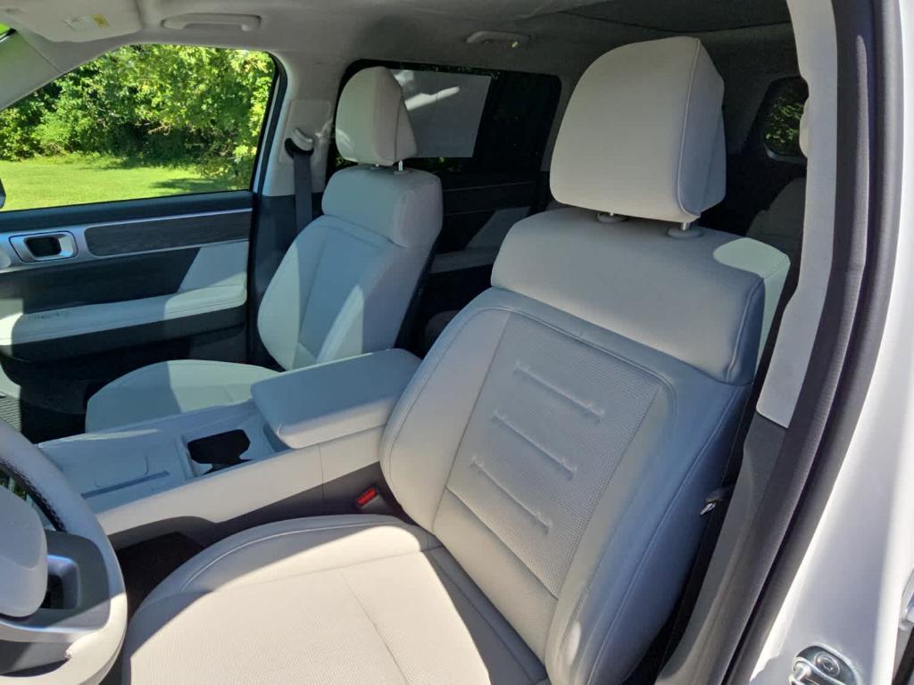 used 2024 Hyundai Santa Fe car, priced at $42,479