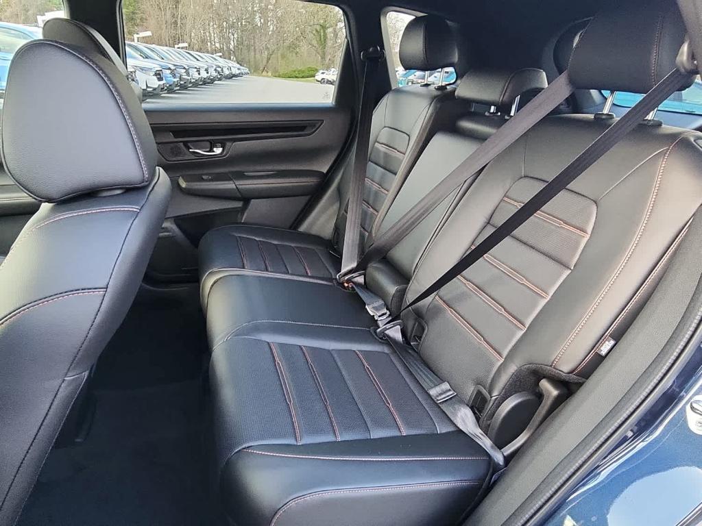 new 2025 Honda CR-V Hybrid car, priced at $39,045