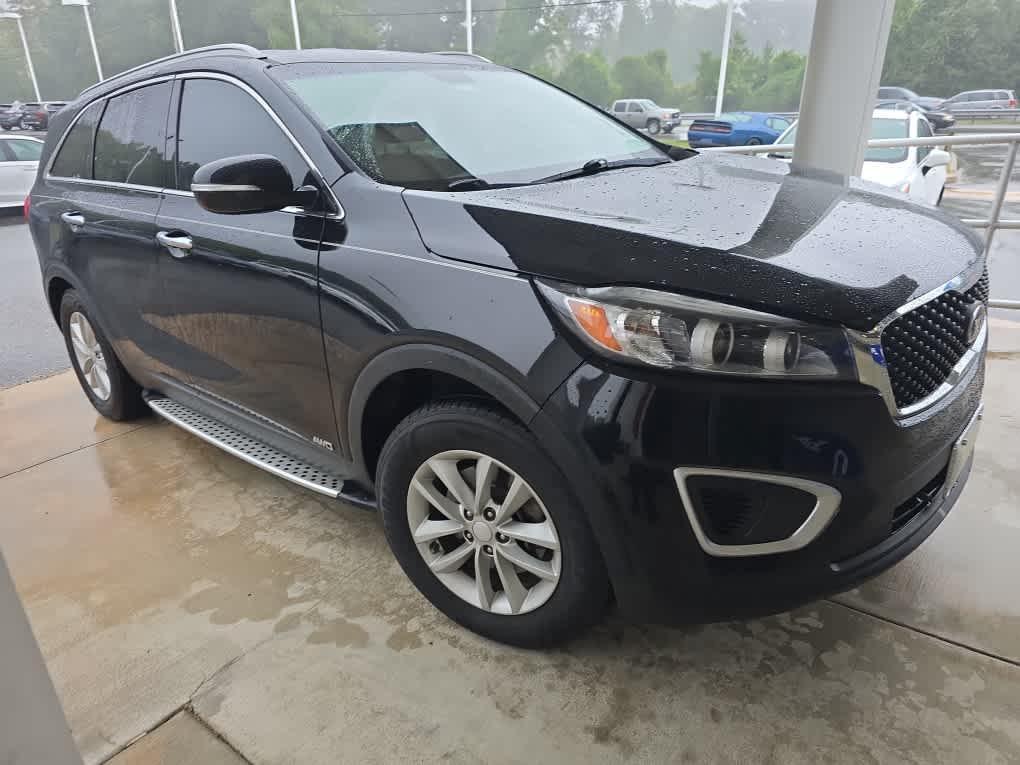 used 2018 Kia Sorento car, priced at $10,487