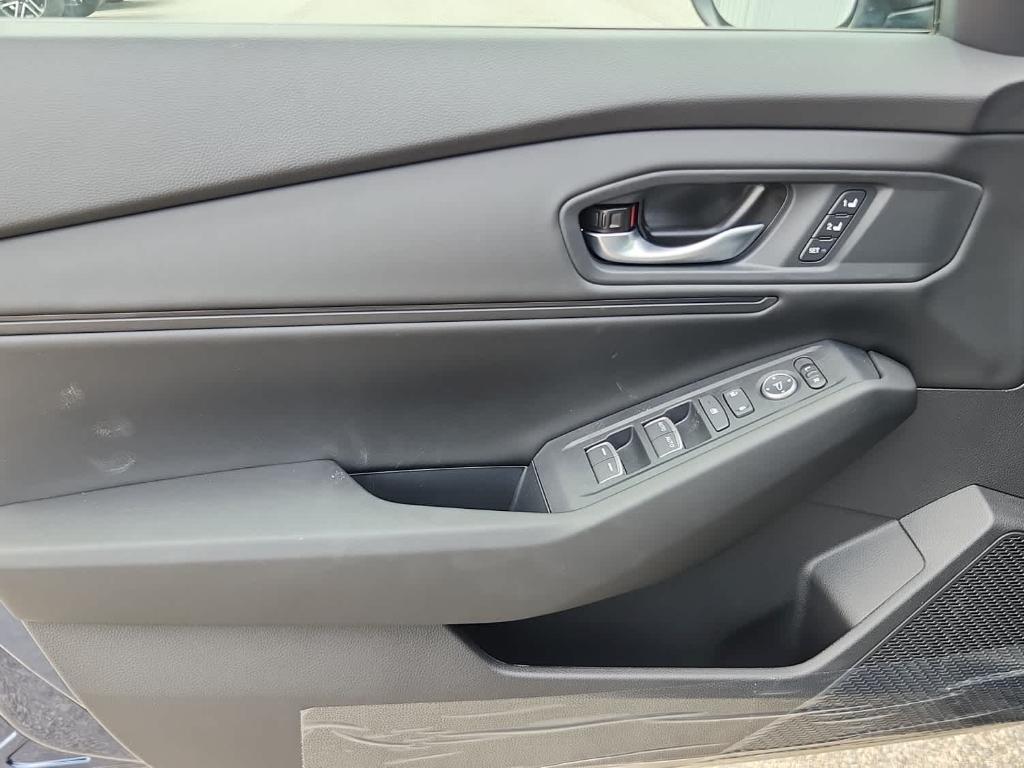 new 2025 Honda Accord Hybrid car, priced at $36,090
