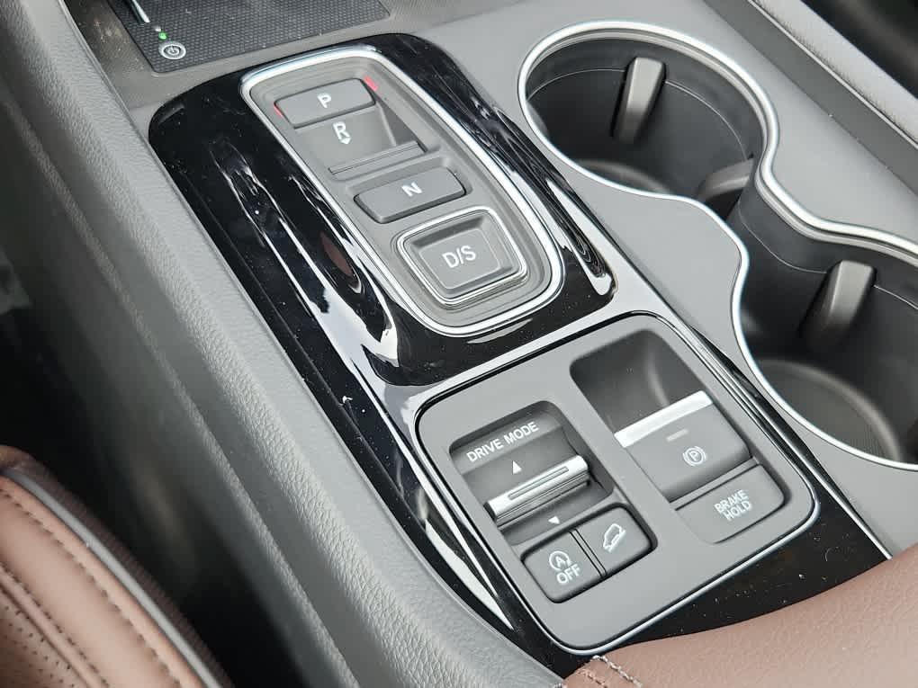 new 2025 Honda Pilot car, priced at $56,250