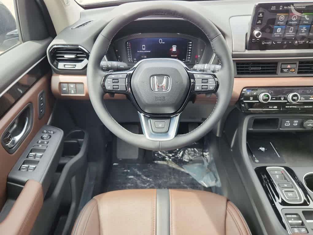 new 2025 Honda Pilot car, priced at $56,250