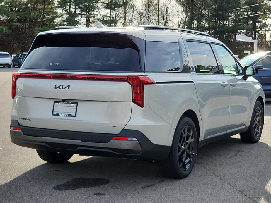 new 2025 Kia Carnival Hybrid car, priced at $50,615