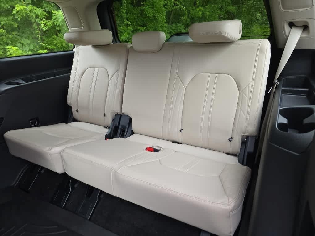 used 2023 Ford Expedition car, priced at $62,950