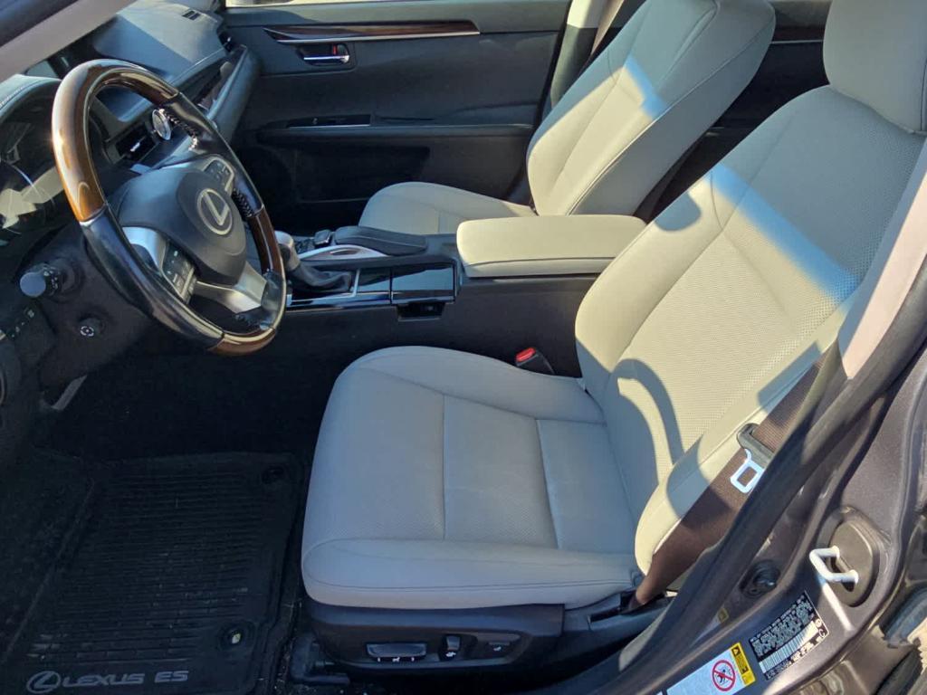 used 2016 Lexus ES 300h car, priced at $17,295