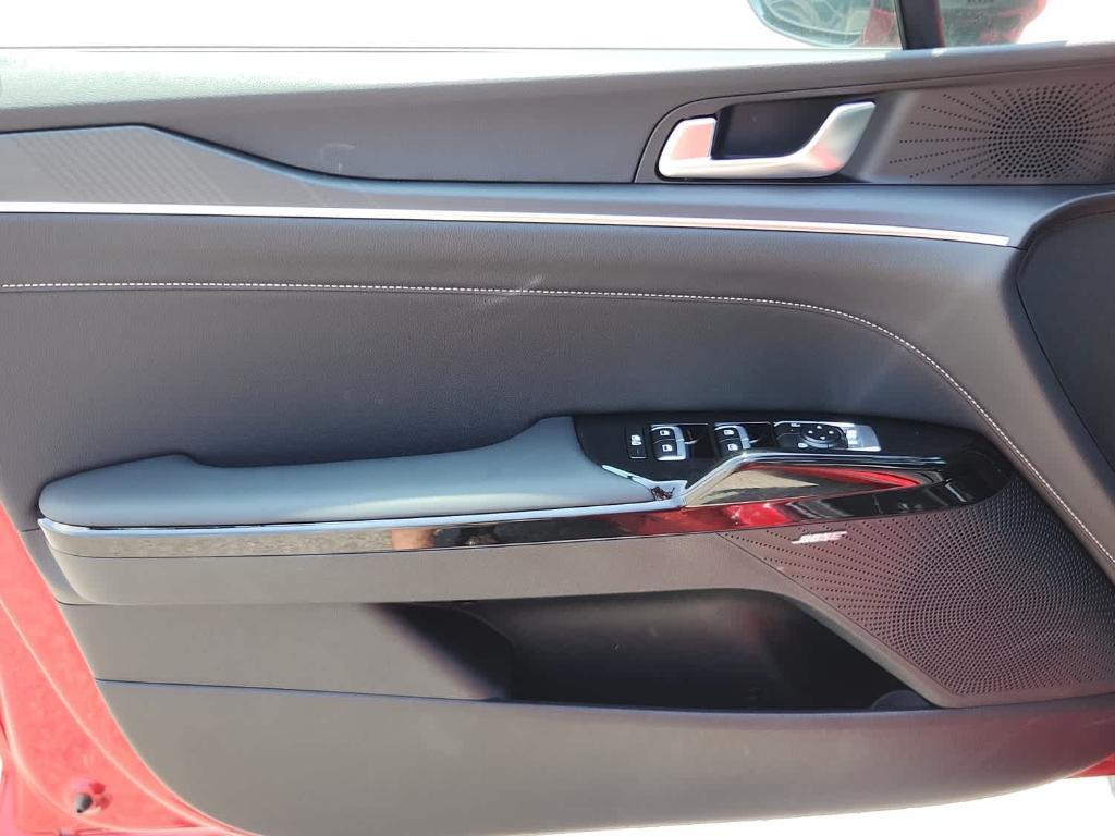 new 2025 Kia K5 car, priced at $33,425