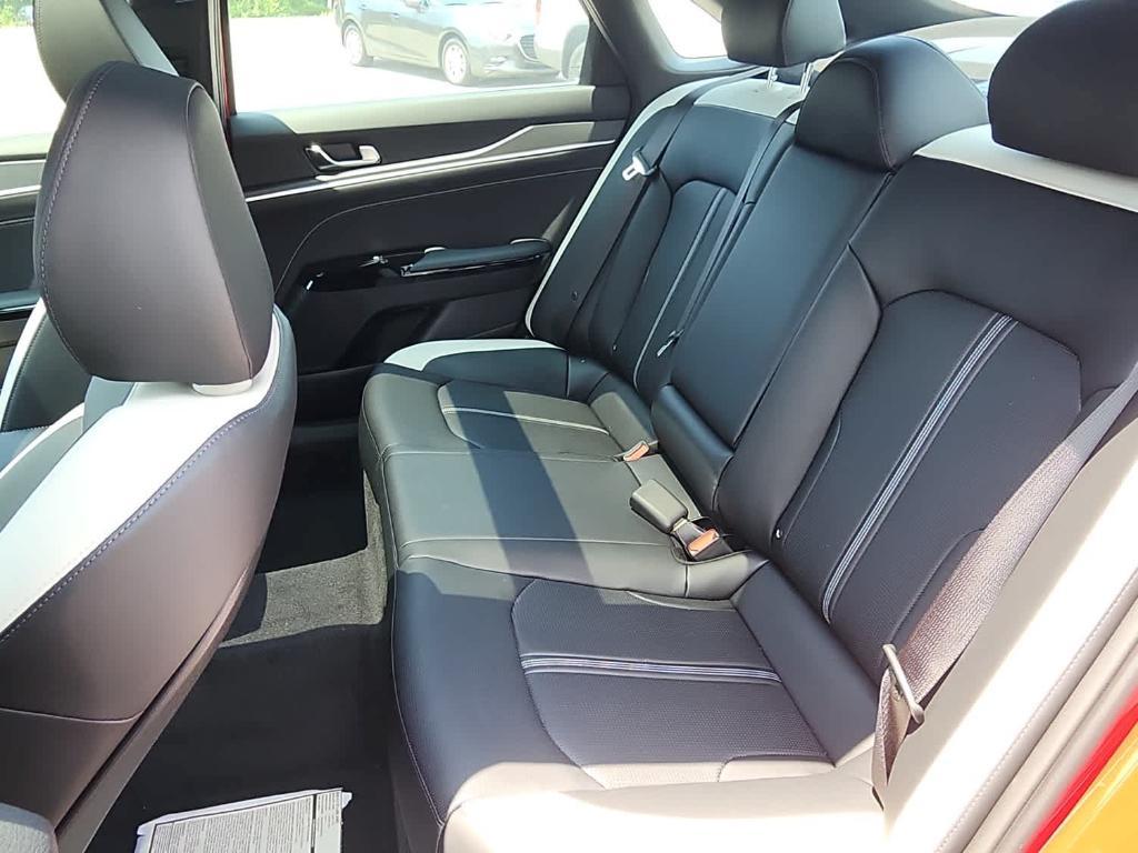 new 2025 Kia K5 car, priced at $33,425