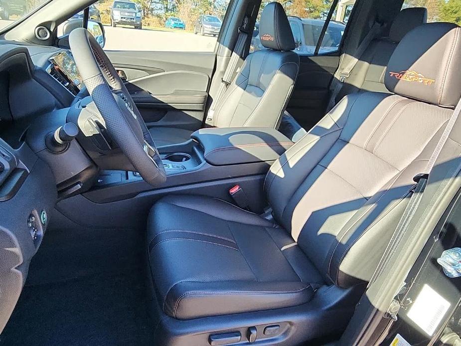 new 2025 Honda Ridgeline car, priced at $44,368