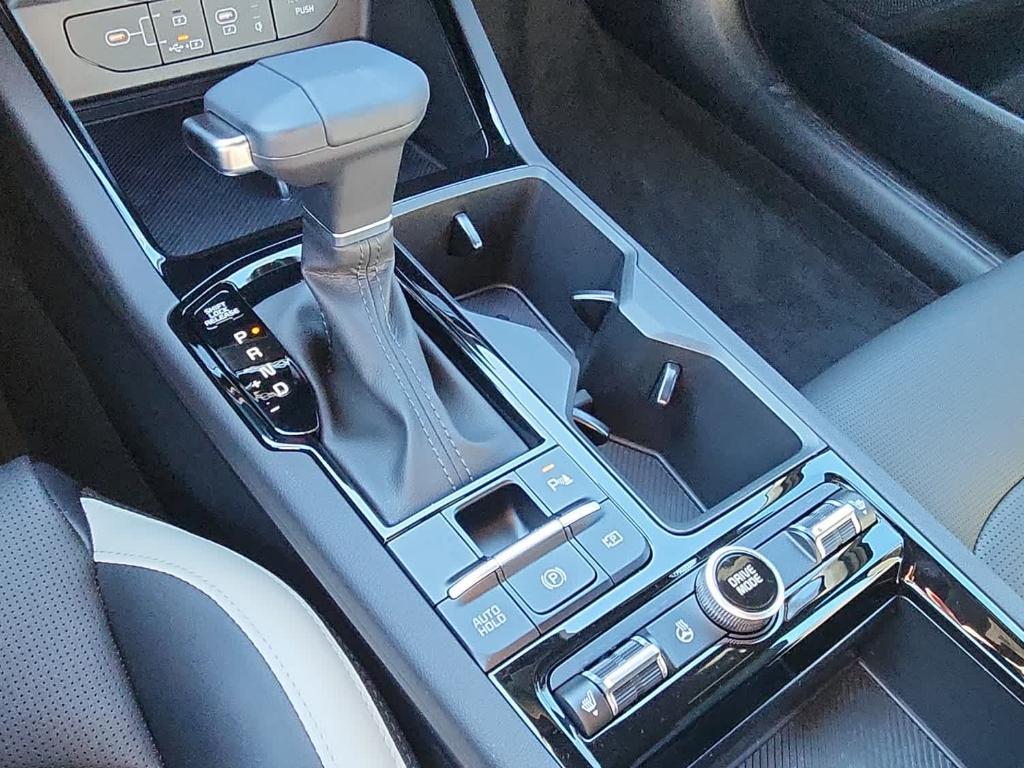new 2025 Kia K5 car, priced at $30,930
