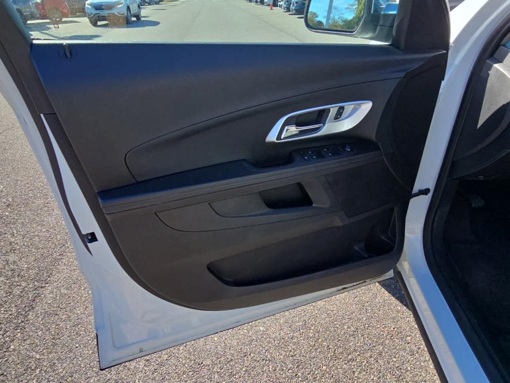 used 2016 Chevrolet Equinox car, priced at $10,487