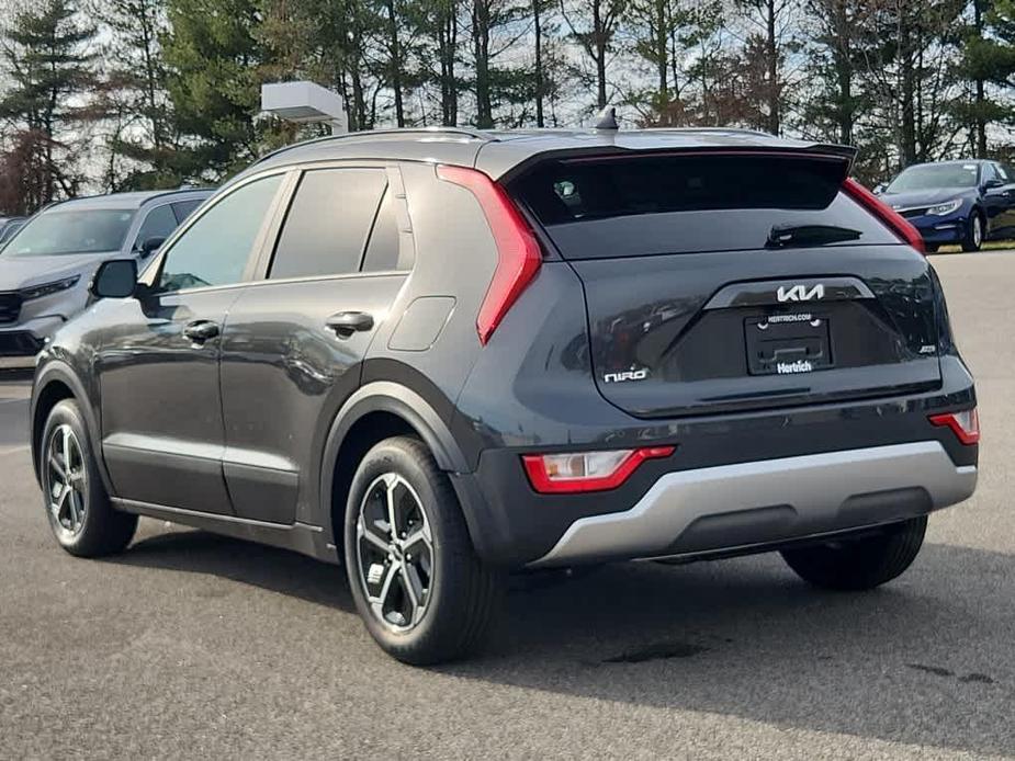 new 2025 Kia Niro car, priced at $31,340