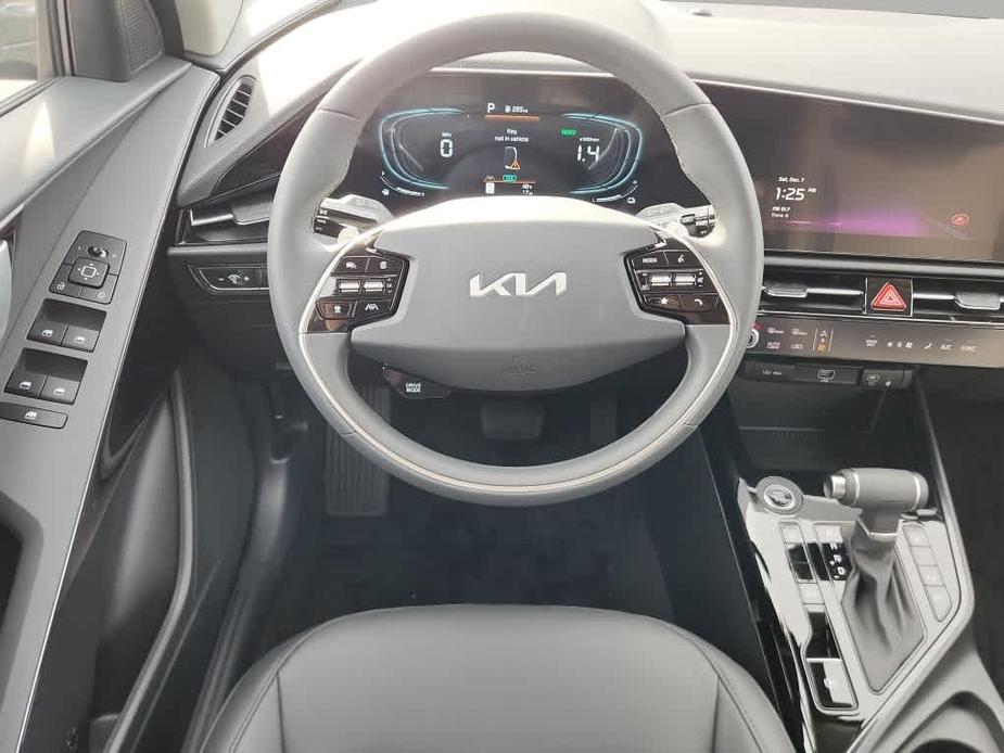 new 2025 Kia Niro car, priced at $30,340