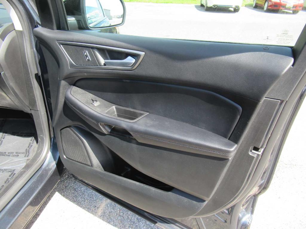 used 2022 Ford Edge car, priced at $23,894