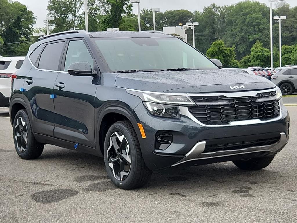 new 2025 Kia Seltos car, priced at $29,975