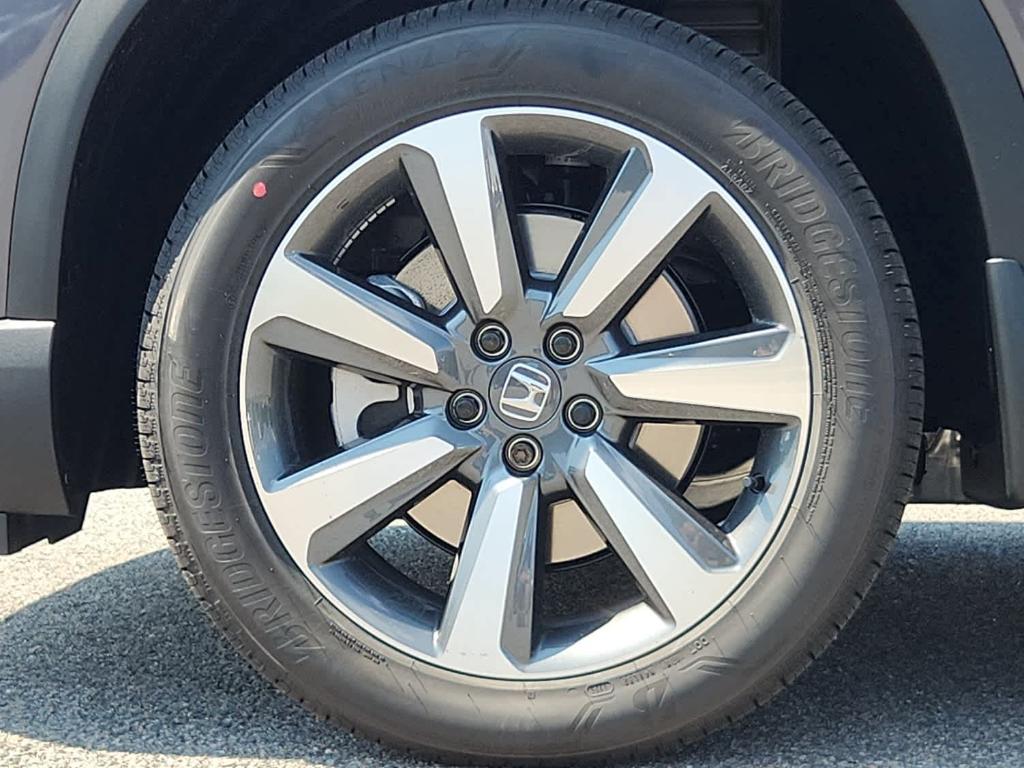new 2025 Honda Pilot car, priced at $54,530