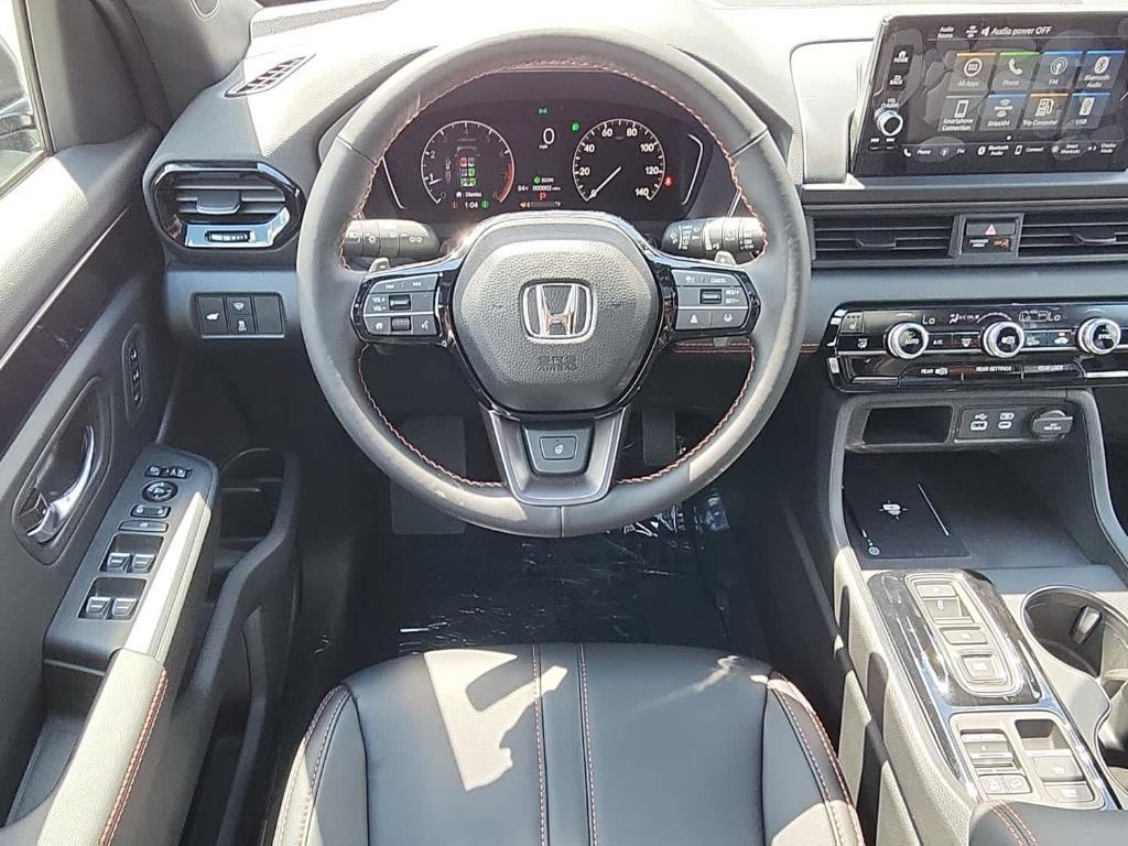 new 2025 Honda Pilot car, priced at $51,350