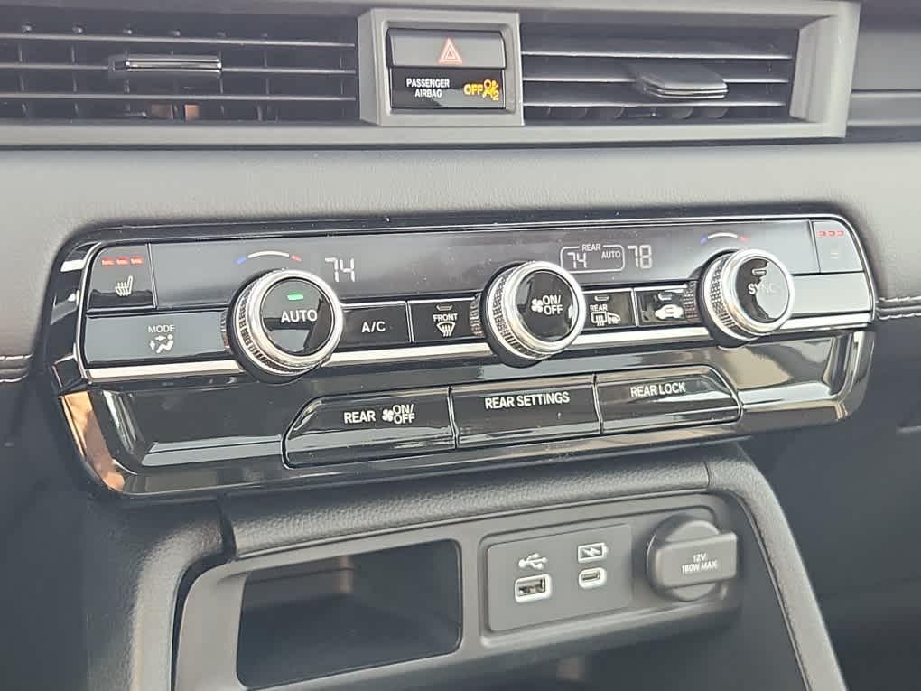 new 2025 Honda Pilot car, priced at $51,550