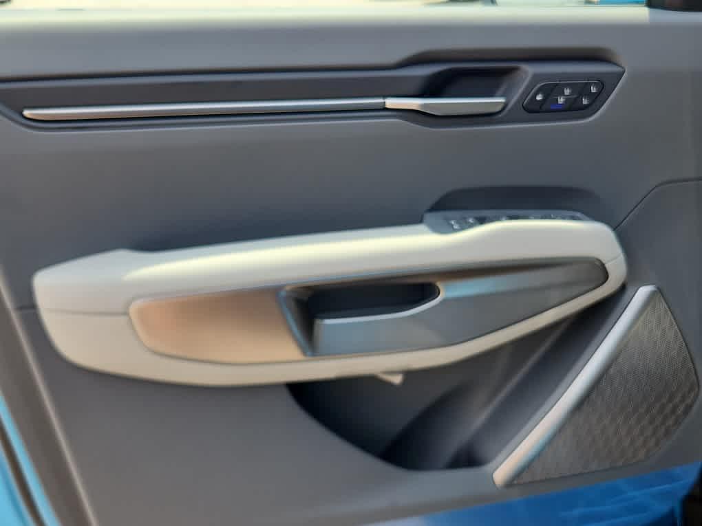 new 2026 Kia EV9 car, priced at $66,470