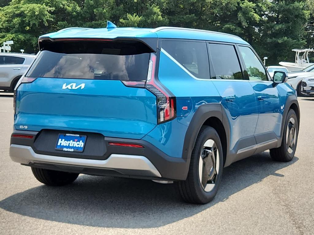 new 2026 Kia EV9 car, priced at $66,470