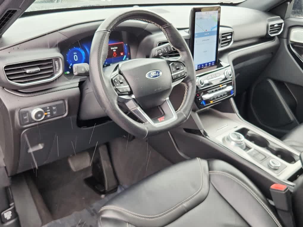 used 2022 Ford Explorer car, priced at $38,997