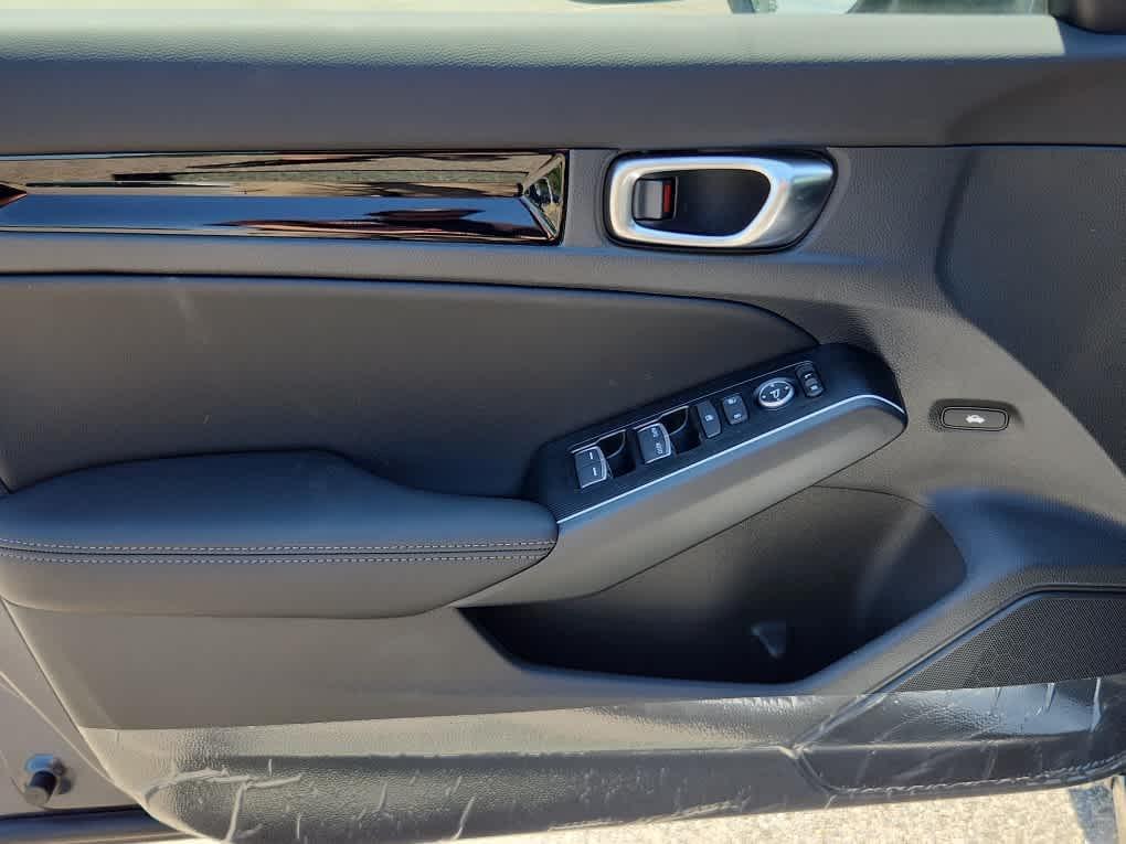 new 2025 Honda Civic Hybrid car, priced at $33,100