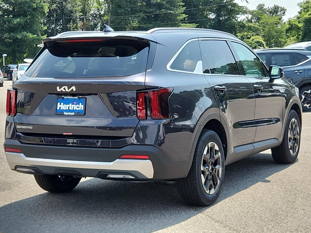 new 2025 Kia Sorento car, priced at $37,830
