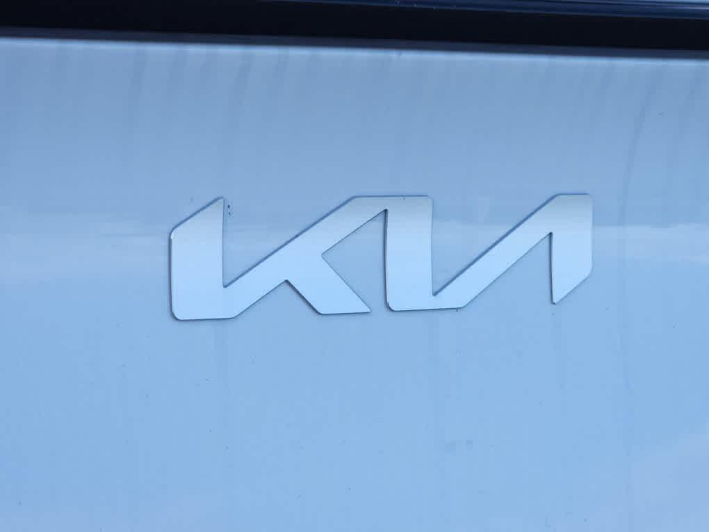new 2025 Kia Sportage car, priced at $38,535