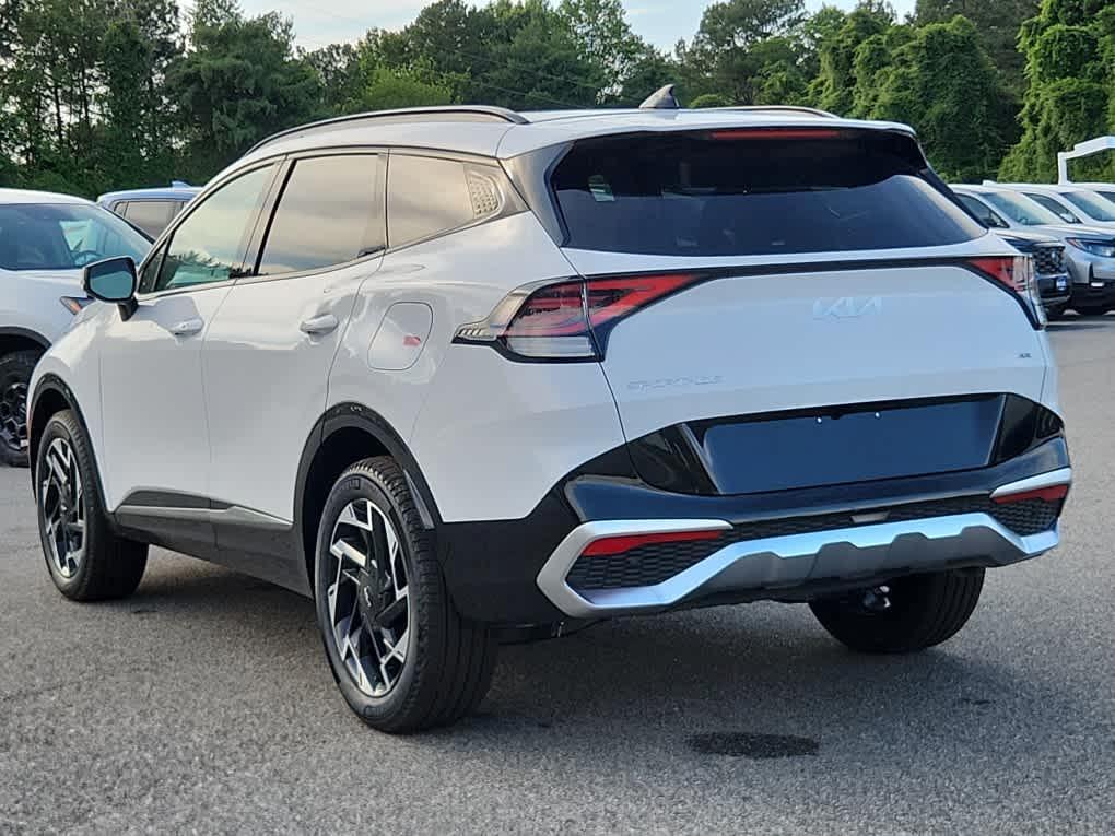 new 2025 Kia Sportage car, priced at $38,535