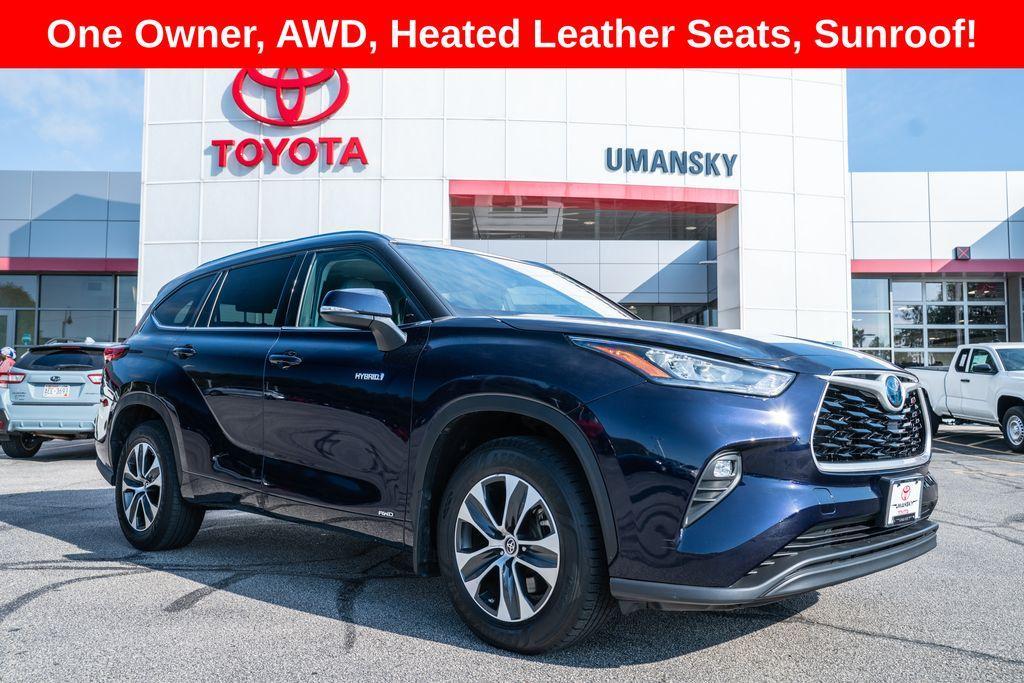 used 2020 Toyota Highlander Hybrid car, priced at $27,777