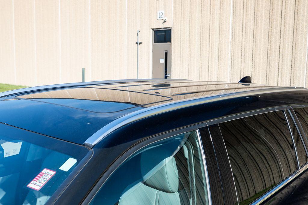 used 2020 Toyota Highlander Hybrid car, priced at $27,777