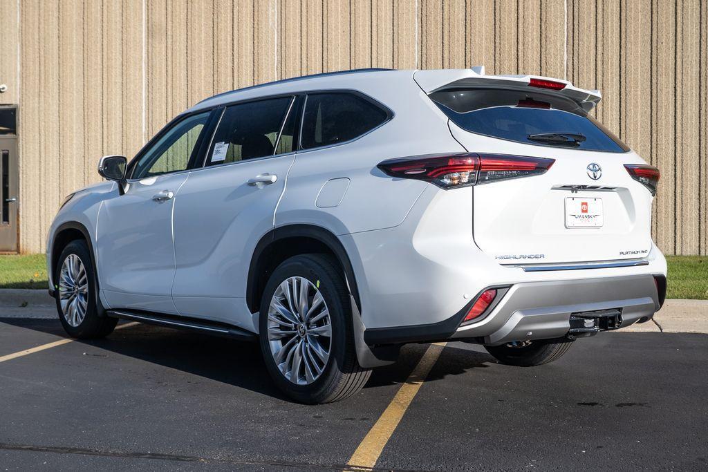 new 2026 Toyota Highlander car, priced at $55,555