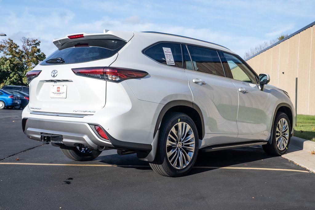 new 2026 Toyota Highlander car, priced at $55,555