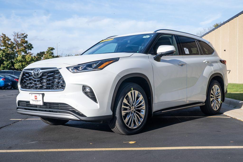 new 2026 Toyota Highlander car, priced at $55,555