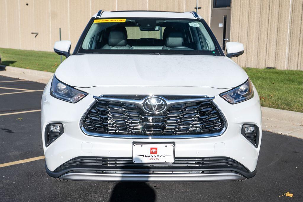 new 2026 Toyota Highlander car, priced at $55,555