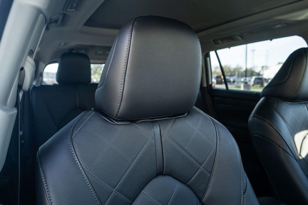 new 2026 Toyota Highlander car, priced at $55,555